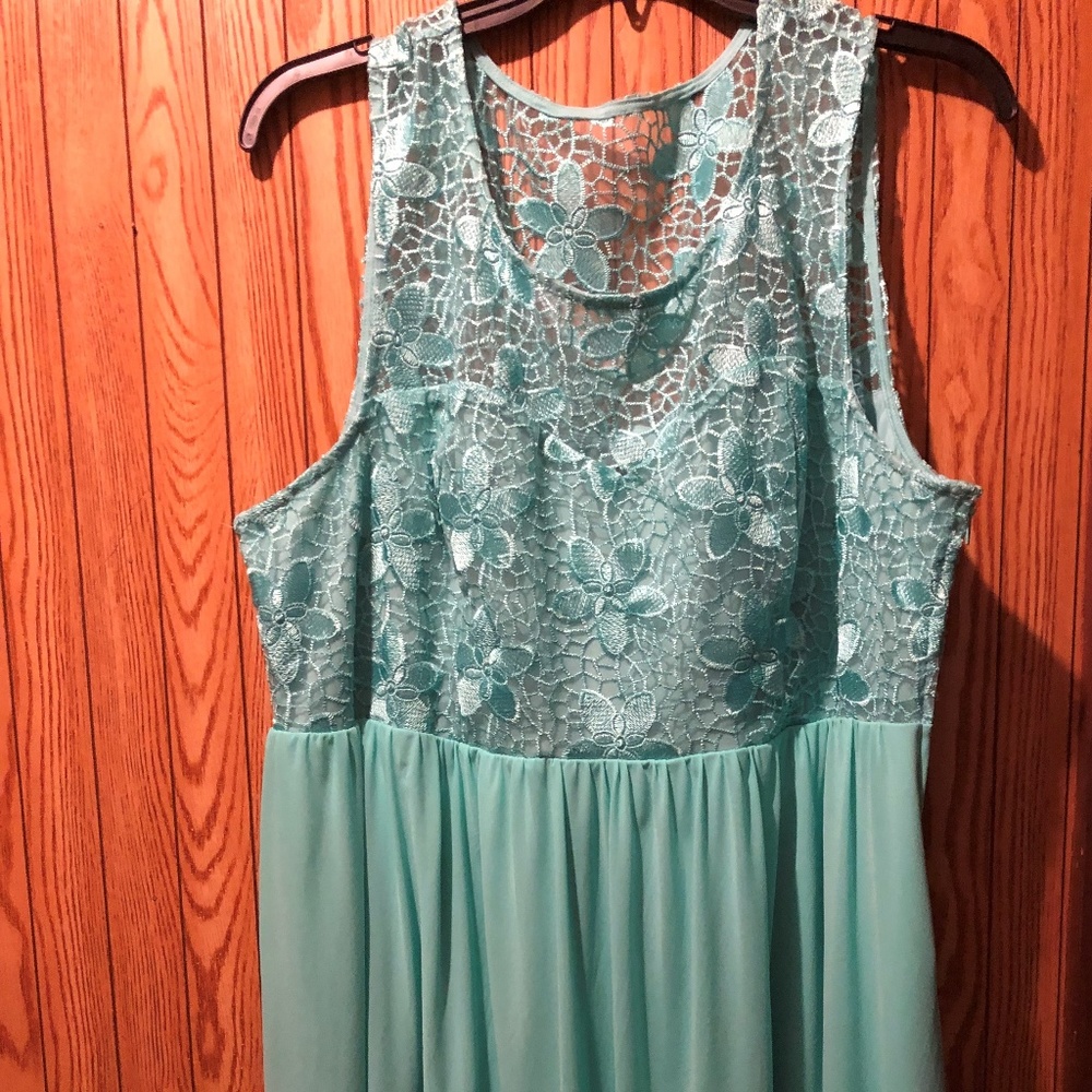 Plus size torrid dress